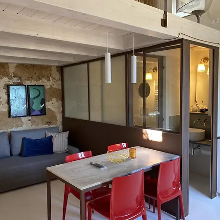 Casapiuholidaysicilia-adults Only Bed & Breakfast