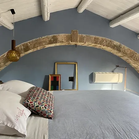 Bed & Breakfast Casapiuholidaysicilia-adults Only
