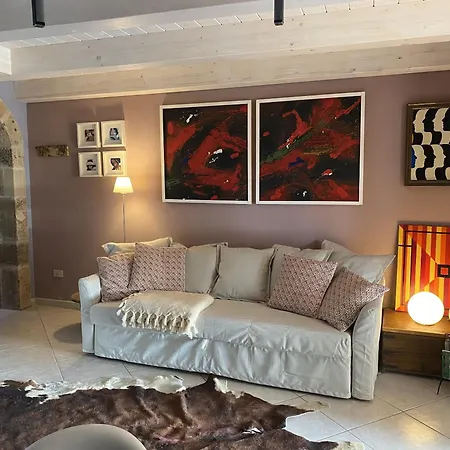 Casapiuholidaysicilia-adults Only Bed & Breakfast