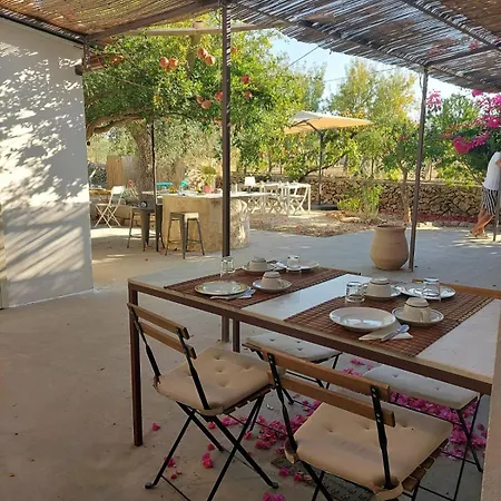 Casapiuholidaysicilia-adults Only Bed & Breakfast Noto