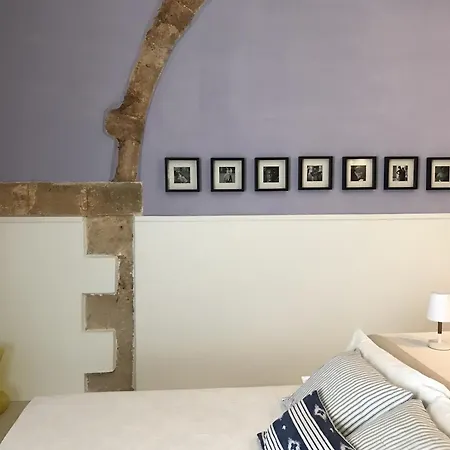 Casapiuholidaysicilia-adults Only Bed & Breakfast